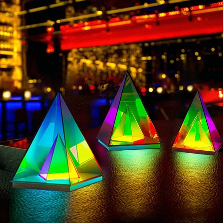 Magic Pyramid Lamp